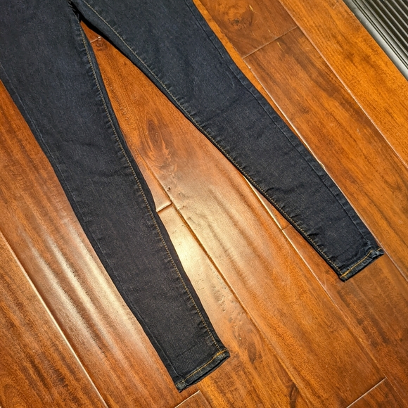 Old Navy The Rockstar Mid-Rise Sculpting Skinny Jeans, Dark Wash, Size 0 Petite - Picture 3 of 7